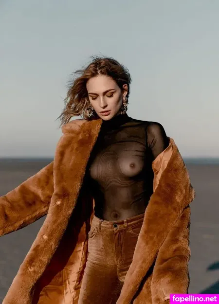 Laura Sophie Dnninger OnlyFans Thumbnail #KaBUq8KEGS