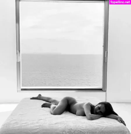 Laura Sophie Mller OnlyFans Thumbnail #Yvtbyw0G32