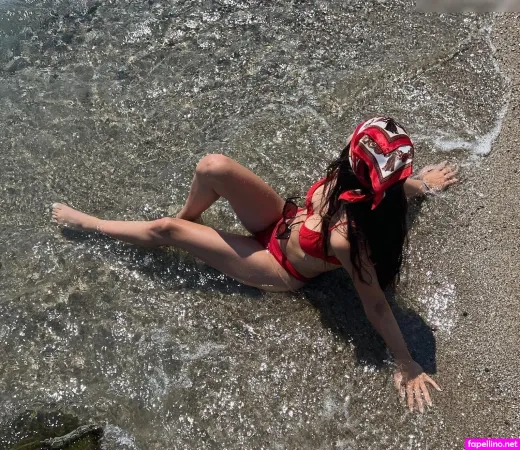 Laura Sophie OnlyFans Thumbnail #AyMHVqsyc9