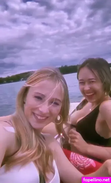 Laura Sophie OnlyFans Thumbnail #BUOKXGiQUi