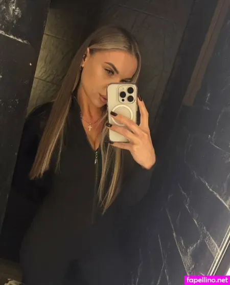 Laura Style OnlyFans Thumbnail #HRg6PFIZAi