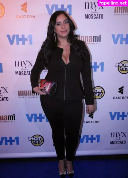 Laura Stylez OnlyFans Thumbnail #FSx7LyLZaS