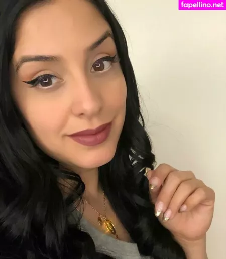 Laura Stylez OnlyFans Thumbnail #JqjGzhPanF
