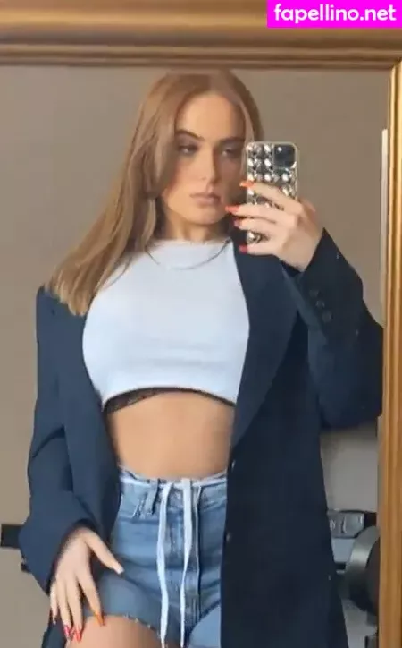 Laura Svensson OnlyFans Thumbnail #icpddDGEuV