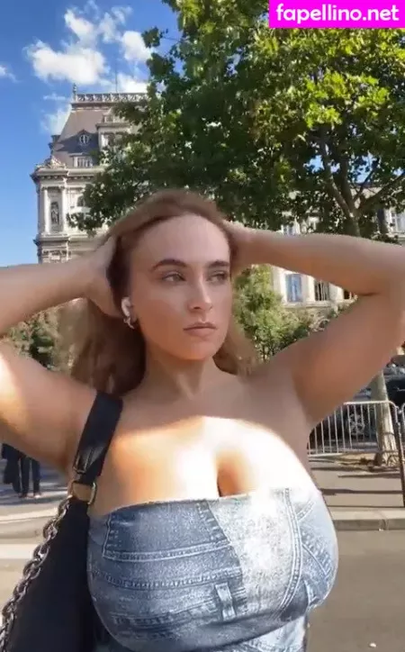 Laura Svensson OnlyFans Thumbnail #nTohHbIkrN