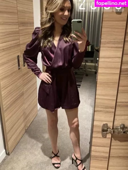 Laura Tobin OnlyFans Thumbnail #WaGAAseI7p