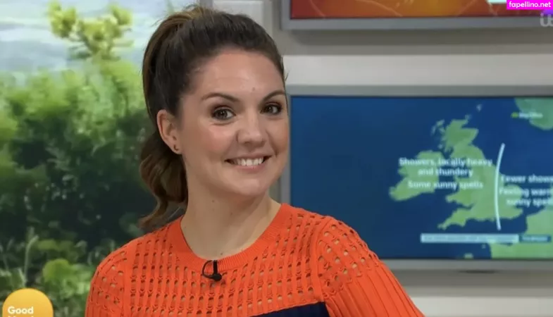 Laura Tobin OnlyFans Thumbnail #iKXhh56M4E