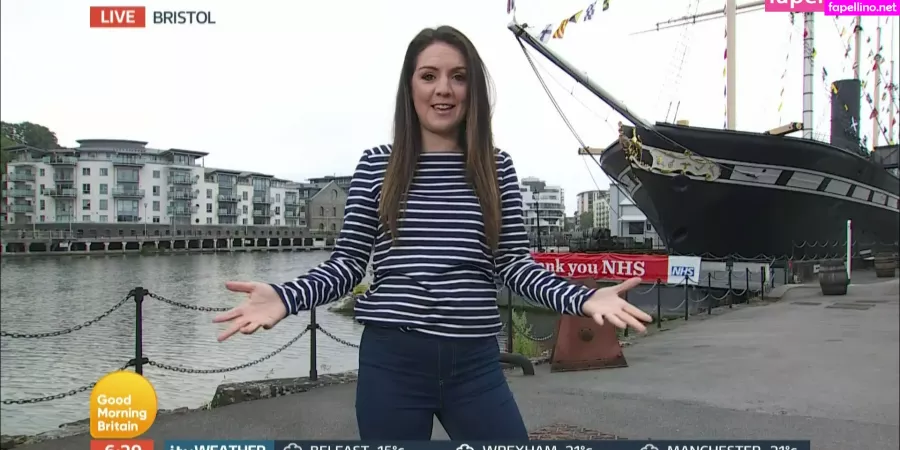 Laura Tobin OnlyFans Thumbnail #u8z9hZ3bwJ