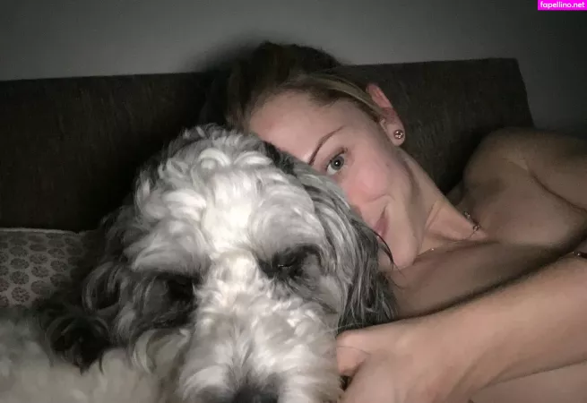 Laura Trott OnlyFans Thumbnail #sQEag6hbk1