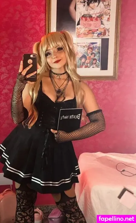 Laura Tsuki OnlyFans Thumbnail #GCI6SL32d4