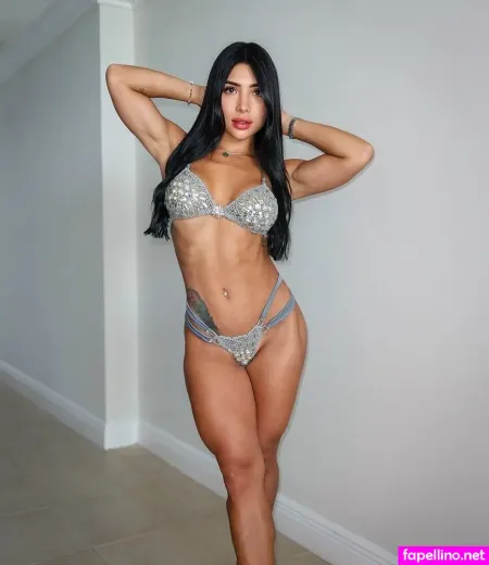 Laura Van 1 OnlyFans Thumbnail #EHuxXHfnrh