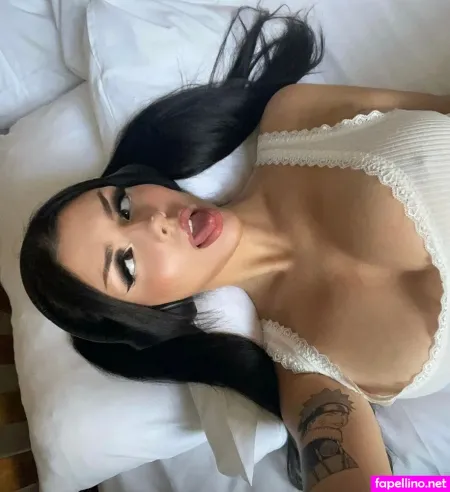 Laura Waifuu OnlyFans Thumbnail #ODfZa73BtY