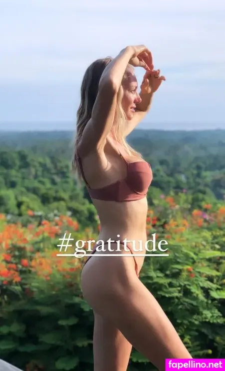 Laura Weyel OnlyFans Thumbnail #nwXWi3JuSm