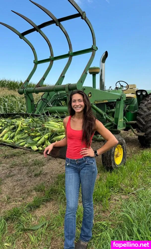 laurachesnok Nude Leaked OnlyFans Photo #NeSnkdorLO