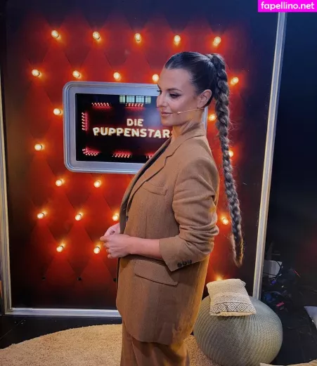Laura Wontorra OnlyFans Thumbnail #JliqRoRcV7
