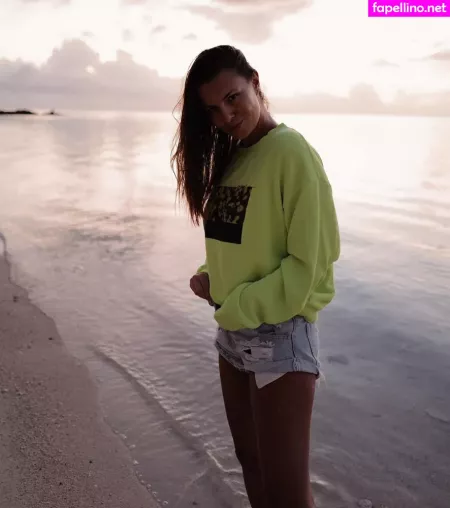 Laura Wontorra OnlyFans Thumbnail #S9yL0RETsM