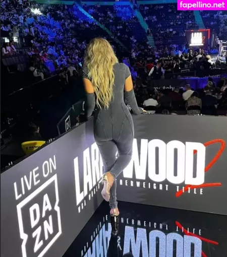 Laura Woods OnlyFans Thumbnail #2AB5c1udCD