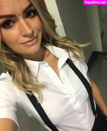 Laura Woods OnlyFans Thumbnail #jx4phCKUy3