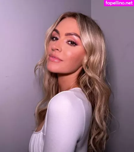 Laura Woods OnlyFans Thumbnail #vaCIq5wNfN