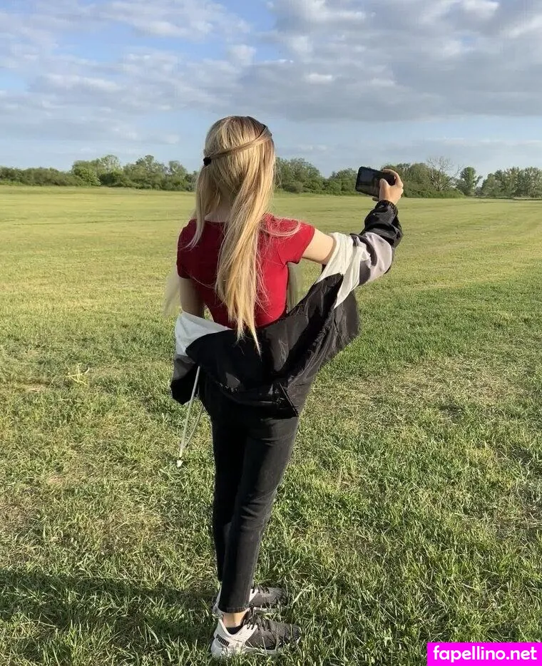 laura-world18, laurasworld_94 Nude Leaked OnlyFans Photo #Fpt2fbESfA