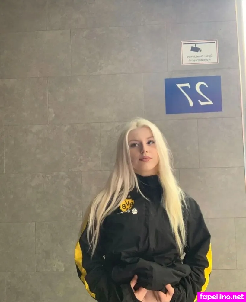 laurachesnok Nude Leaked OnlyFans Photo #KJvYMGGLD4
