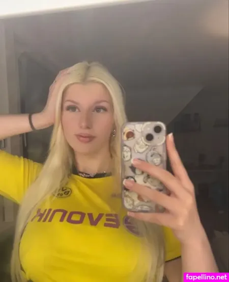 Laura Z57 OnlyFans Thumbnail #XwZXkHus4c