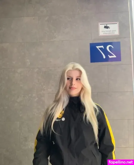 Laura Z57 OnlyFans Thumbnail #nvMrEDdzlc