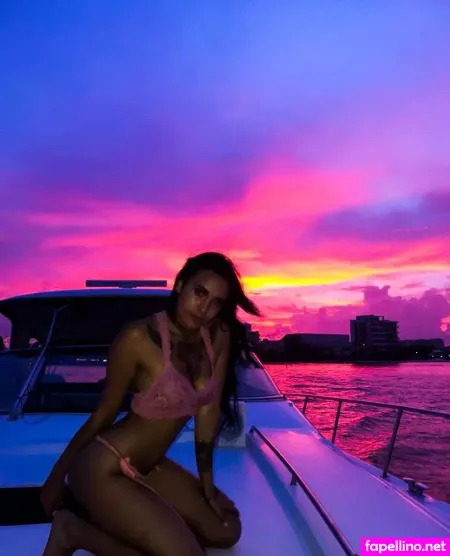 Laura Zarate OnlyFans Thumbnail #rov50fkQb1