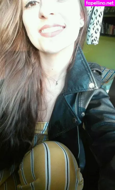 Laura OnlyFans Thumbnail #9yvfAhAUGi