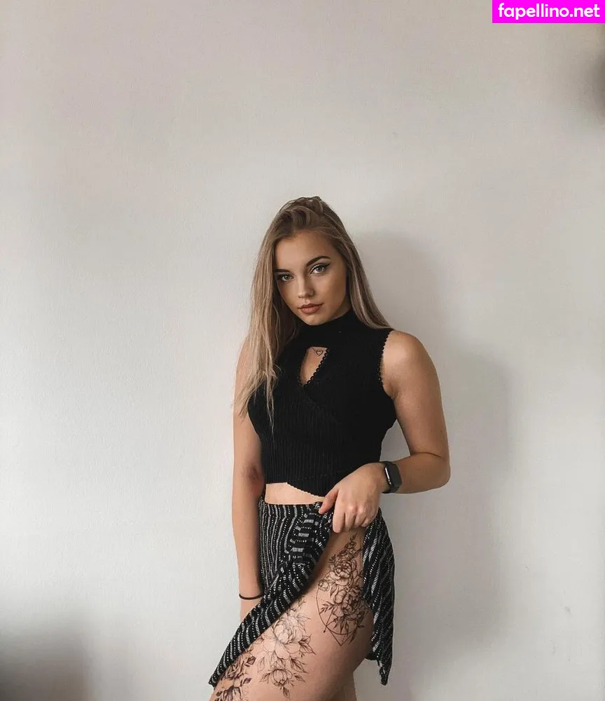 TheNakedNerd420, laurabeverlin, lolilau, soylaauuraa Nude Leaked OnlyFans Photo #eJspfaz5dZ