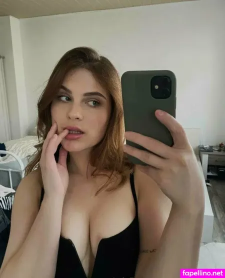 Laura22777 OnlyFans Thumbnail #8WEqOSRUcm