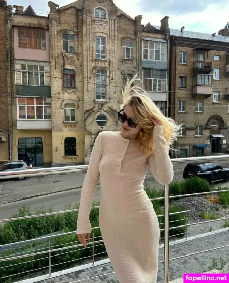 Laura22777 OnlyFans Thumbnail #8Wzws0rPIu