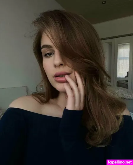 Laura22777 OnlyFans Thumbnail #BipgPmpGKQ