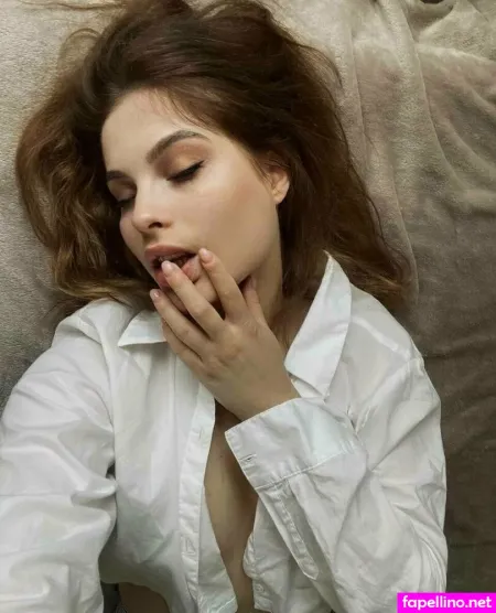 Laura22777 OnlyFans Thumbnail #HffdH2yJBP