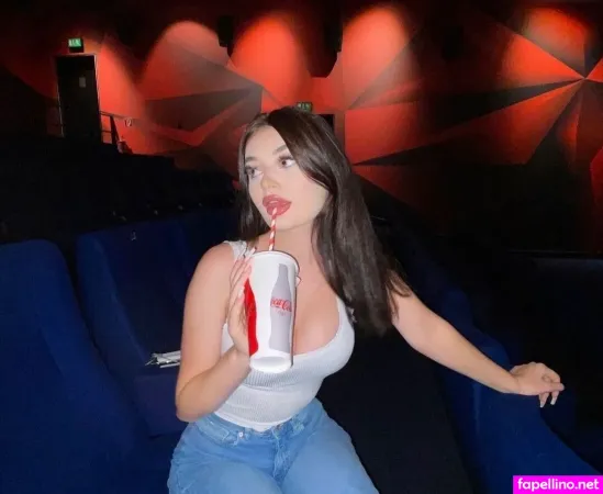 Lauraa Fl OnlyFans Thumbnail #Vmmow0BivN