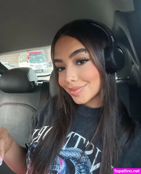 Lauraa Rodriguez OnlyFans Thumbnail #7i7wsJCvL7