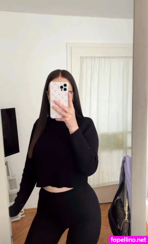 lauraaasmk__, lauraceline Nude Leaked OnlyFans Photo #Bazk0oL6jV