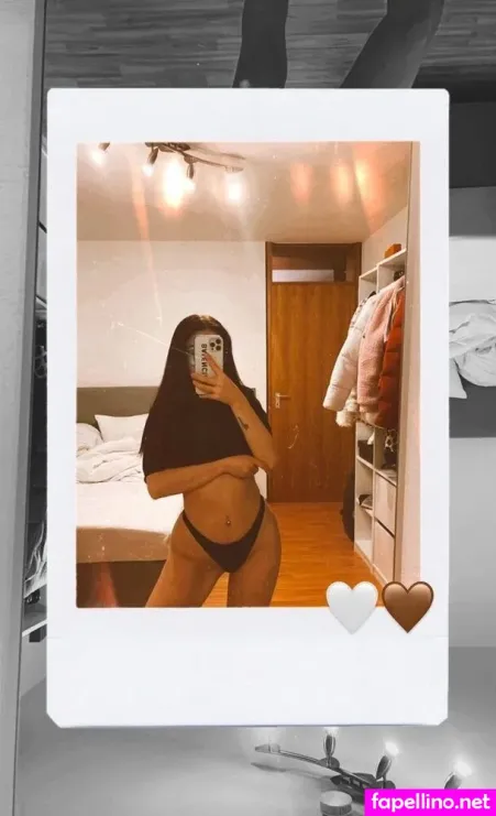 Lauraaasmk OnlyFans Thumbnail #CRNzWKNXBn