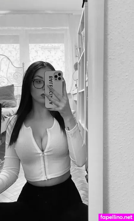 Lauraaasmk OnlyFans Thumbnail #G7x5Hyu4XQ