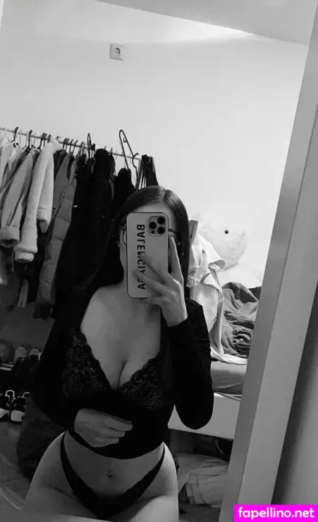 Lauraaasmk OnlyFans Thumbnail #JY2VXnBDg2
