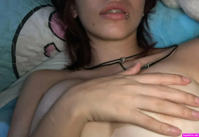 Lauraac1 OnlyFans Thumbnail #eicq6Z9KaH