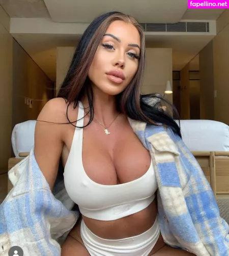 Lauraamy OnlyFans Thumbnail #DgmWqts4Xd