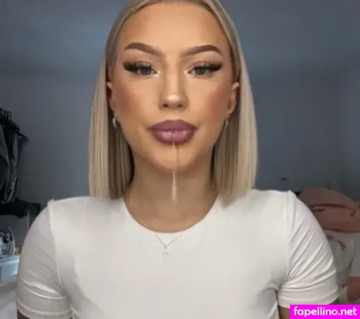 Lauraasterya OnlyFans Thumbnail #VfDlGmKOoL