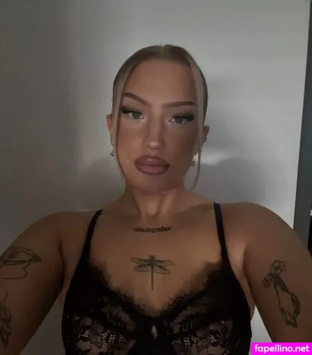 Lauraasterya OnlyFans Thumbnail #yf0t2Mn98s