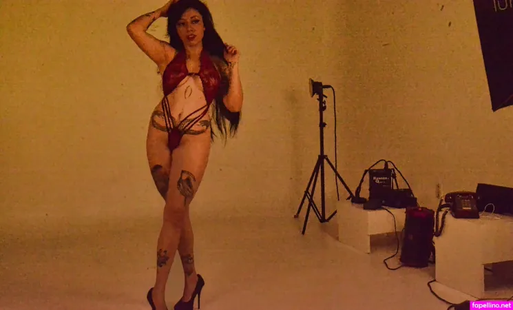 Laurabedolla OnlyFans Thumbnail #XEDyYjEqW3