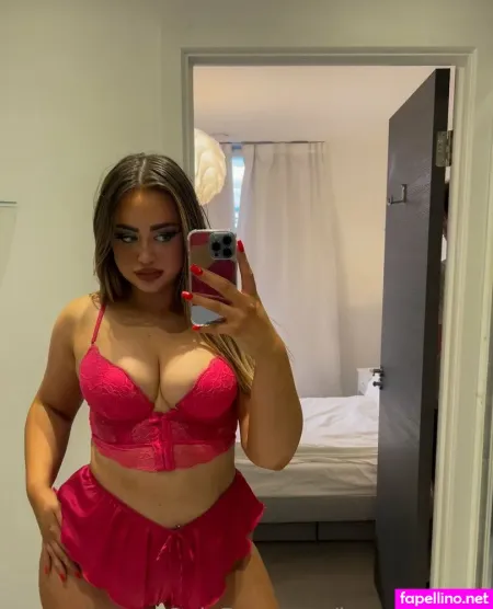 Laurabiancax OnlyFans Thumbnail #LlR59YBT6g