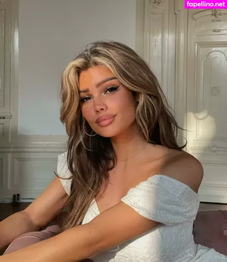 Lauraceliav OnlyFans Thumbnail #rOK4JKq3UV