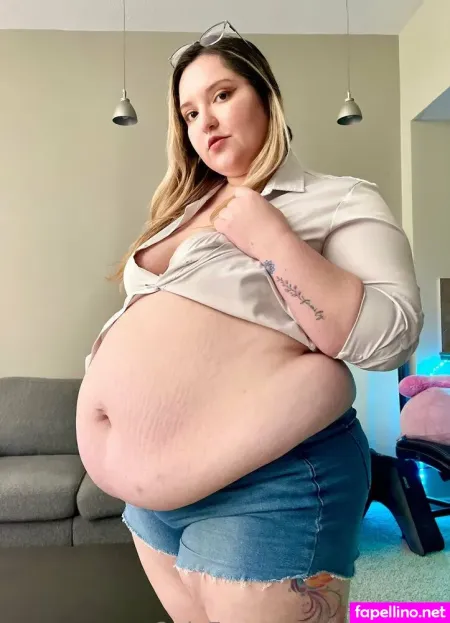 Laurafatty OnlyFans Thumbnail #McfkK9wSSS