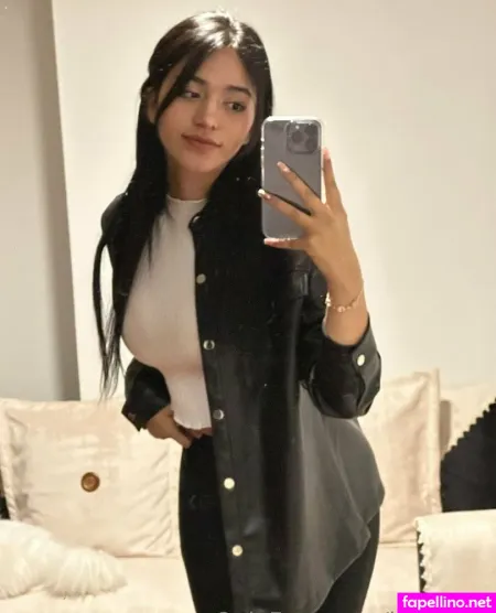 Laurafreex OnlyFans Thumbnail #LutVCzFjAC