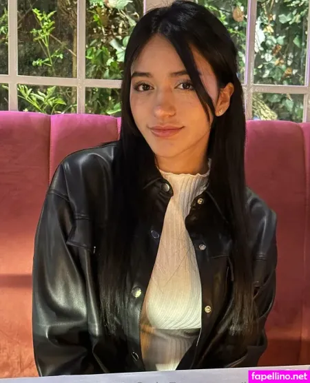 Laurafreex OnlyFans Thumbnail #r4MKZ10NIC